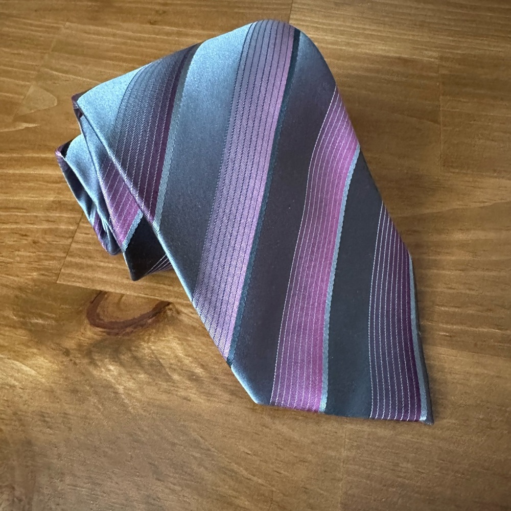 NWOT Van Heusen Men’s Tie
